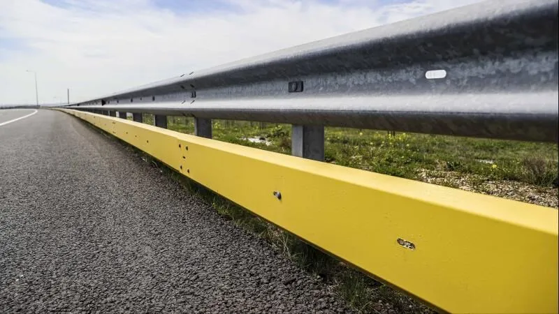 Kara yollarında ‘motorcu dostu bariyerler’ artıyor