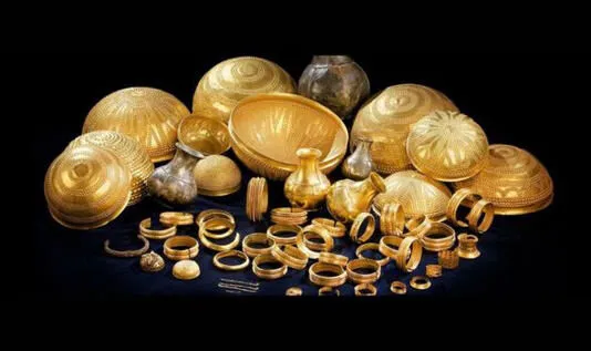 Dünya gezegeninin ötesinden gelen garip uzaylı metali antik hazine deposunda bulundu