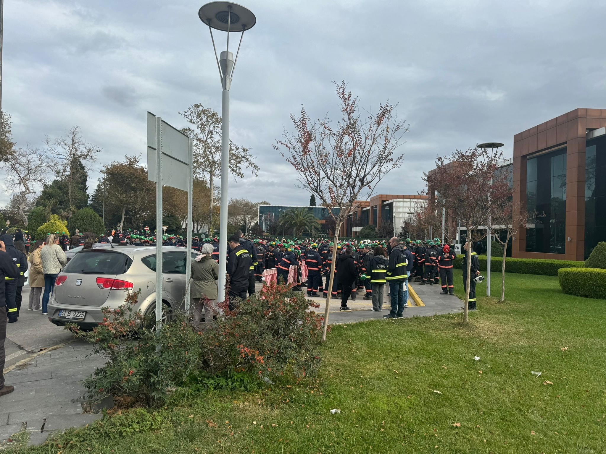 Son dakika… TÜPRAŞ’ta patlama