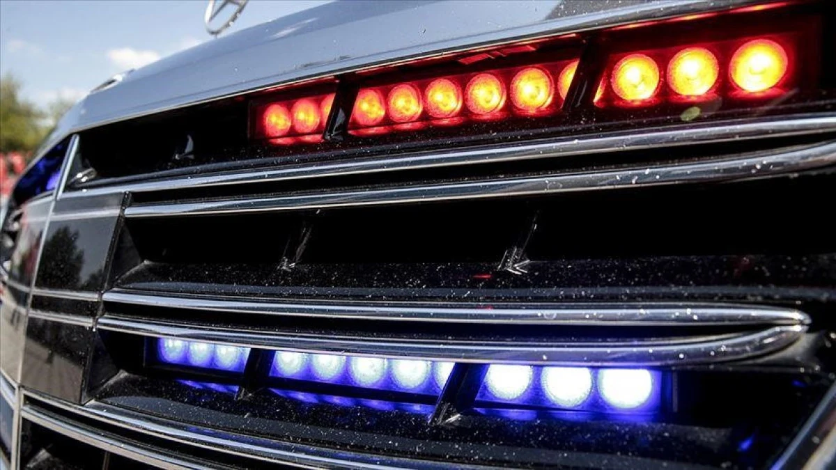 Yetkisiz çakarlı araç kullananlara 96 bin lira ceza