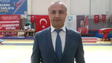 Cimnastik Turnuvası Cumhuriyet İçin Yapıldı