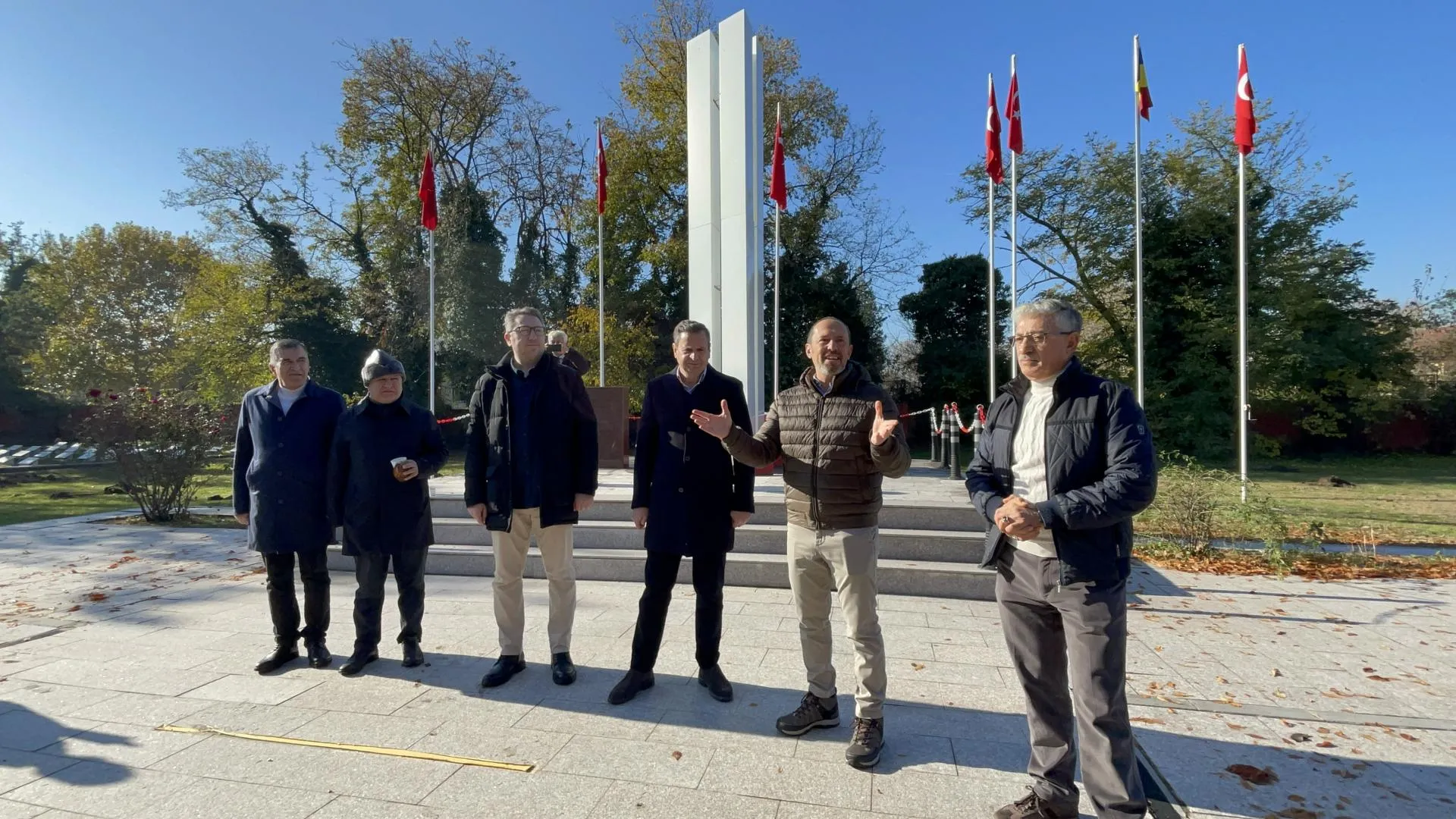 Bükreş’te Şehitliğimizi Ağaçlandırma Projesi Gerçekleştirildi