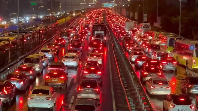 İstanbul’da trafik yoğunluğunu düşürecek adım!