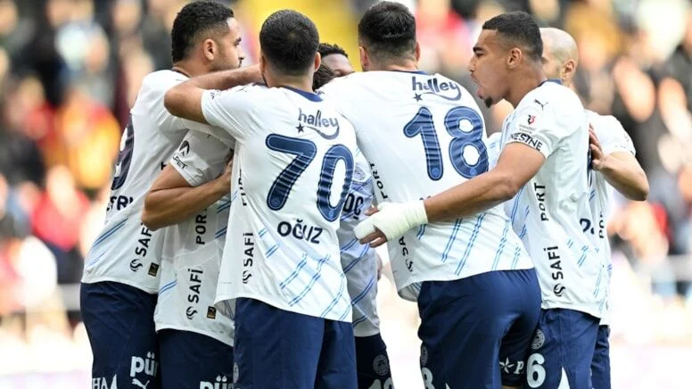 Fenerbahçe, Kayseri’de şov yaptı!