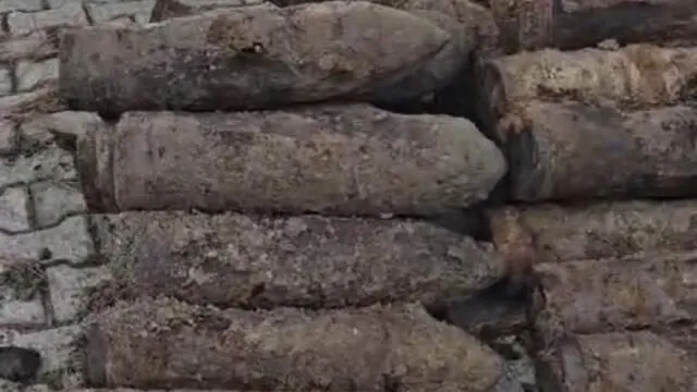 Çanakkale’de kazı sırasında tarihi top mermileri bulundu