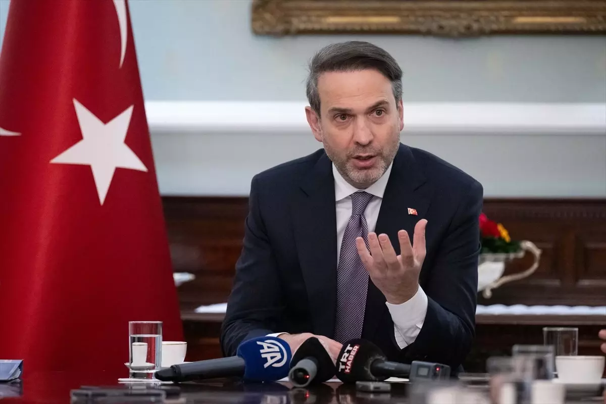 Bayraktar’dan Gazprombank Yaptırımlarına Tepki