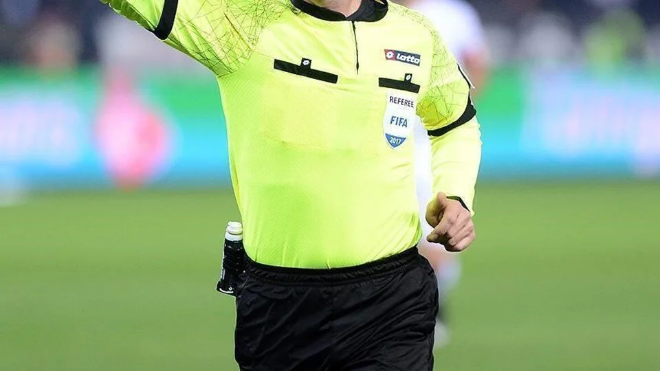 Galatasaray’ın eski başkanı; “Hakemler içinde bir yapı olduğuna inanıyorum”