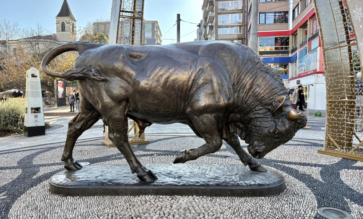 Kadıköy’ün Simgesi “Boğa Heykeli”