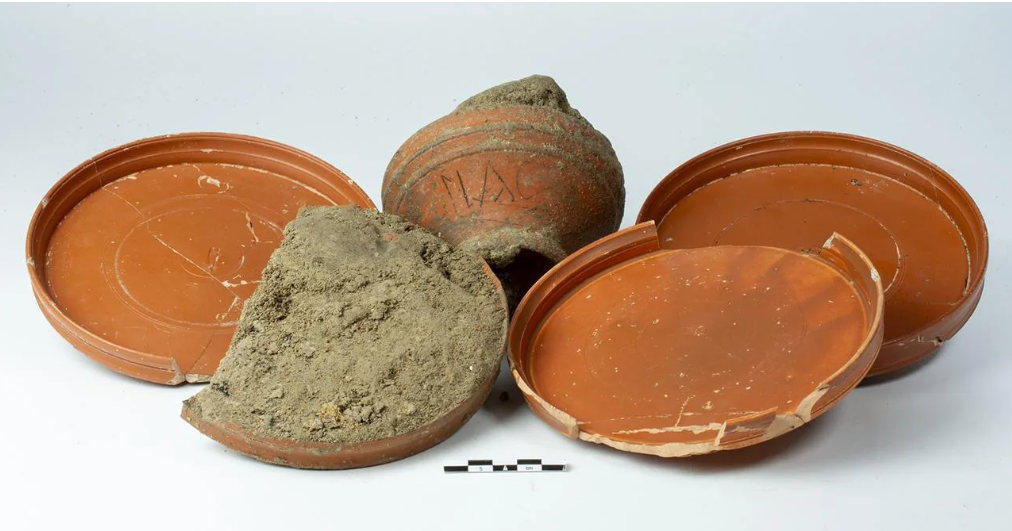 Hollanda’da asker Flaccus’a ait 2.000 yıllık bir Roma mezarı ortaya çıkarıldı