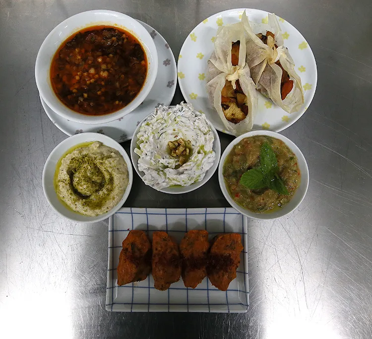 Gastronomi şehrinin lezzet ustası kadınları, Gaziantep’i vegan mutfağıyla öne çıkarmak istiyor