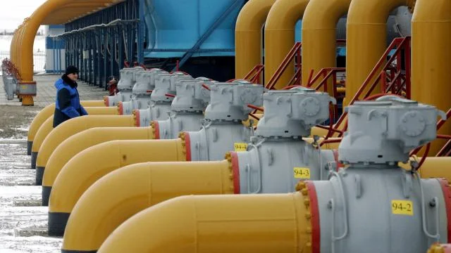 Rusya’dan Çin’e doğal gaz taşıyan boru hattı faaliyete geçti