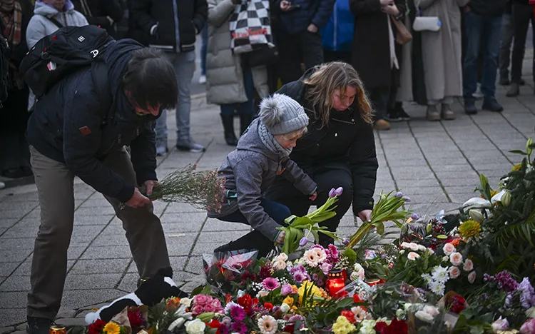 Almanya’da Noel pazarına saldırı sonrası Magdeburg kentinde hüzün hakim
