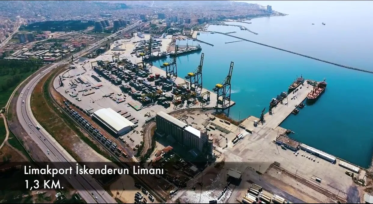 Bakan Kurum: İskenderunlular özledikleri sahillerine yeniden kavuşacak