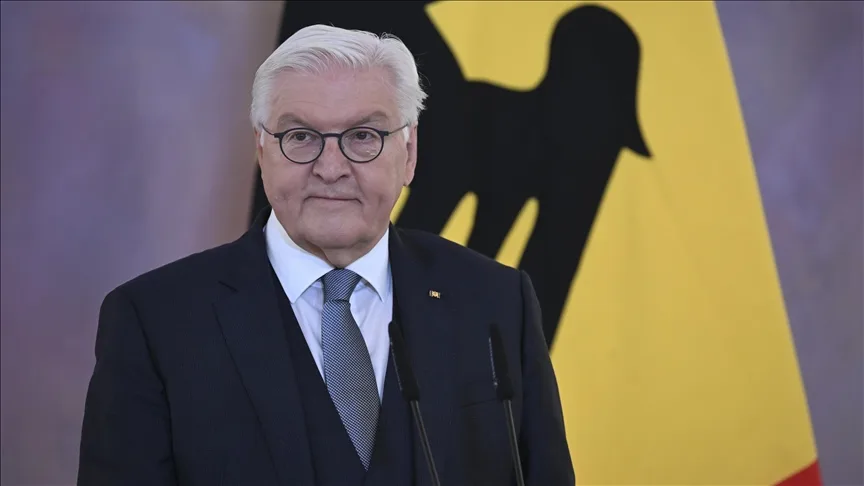 Almanya Cumhurbaşkanı Steinmeier Federal Meclisi feshederek erken seçime gidileceğini açıkladı