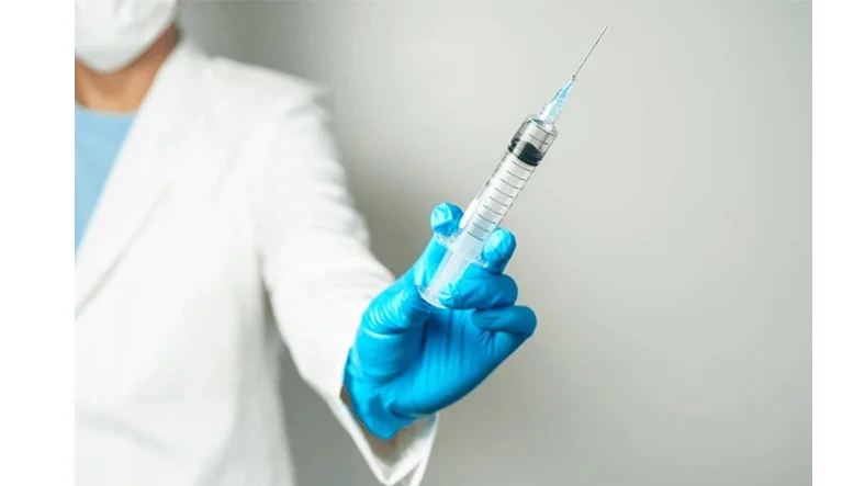 Doktorların İğne Yapmadan Önce Şırıngadaki Havayı Almasının Aslında Hayati Bir Önemi Var!