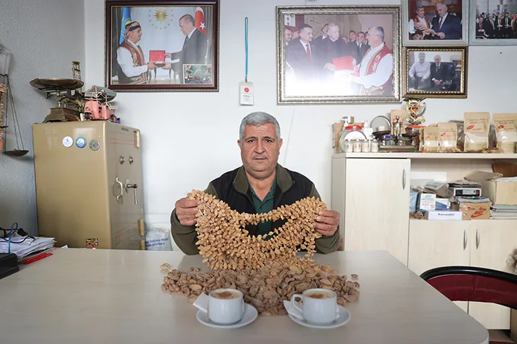 Kış aylarının vazgeçilmez içeceği Bucak salebinin lezzeti Toroslar’dan geliyor