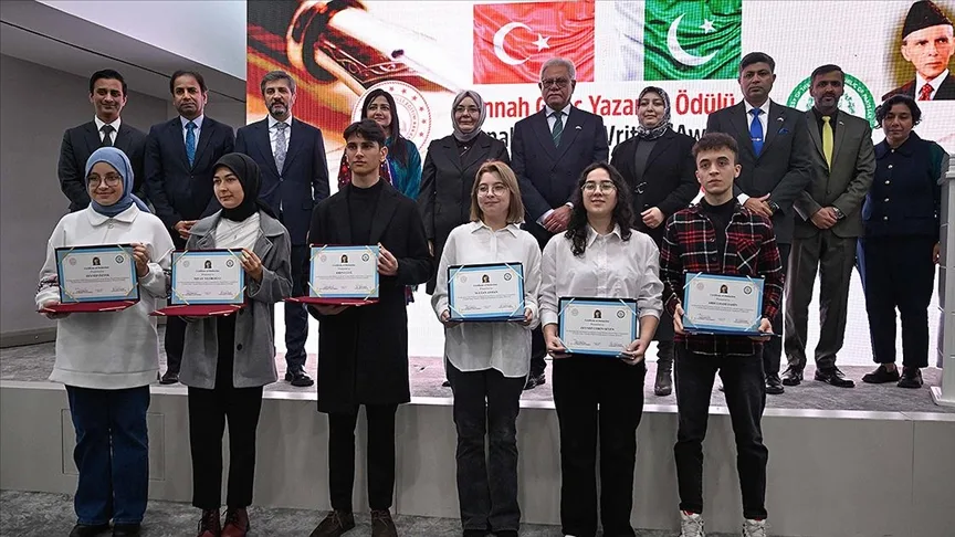 “Cinnah Genç Yazarlar” kompozisyon yarışması ödülleri sahiplerini buldu