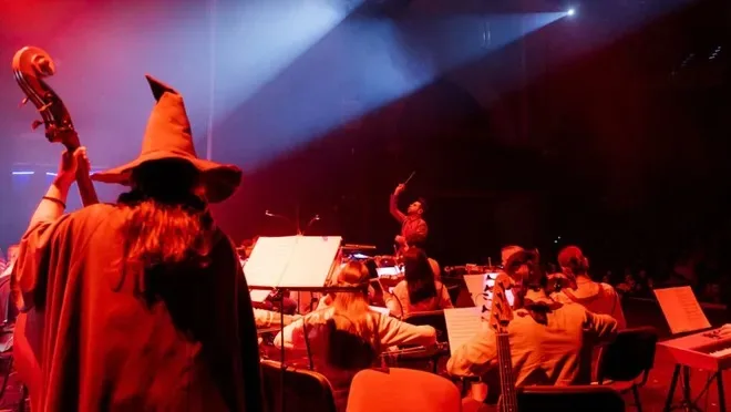 “Yüzüklerin Efendisi” Müzikleri Türkiye’de Sahnelenecek