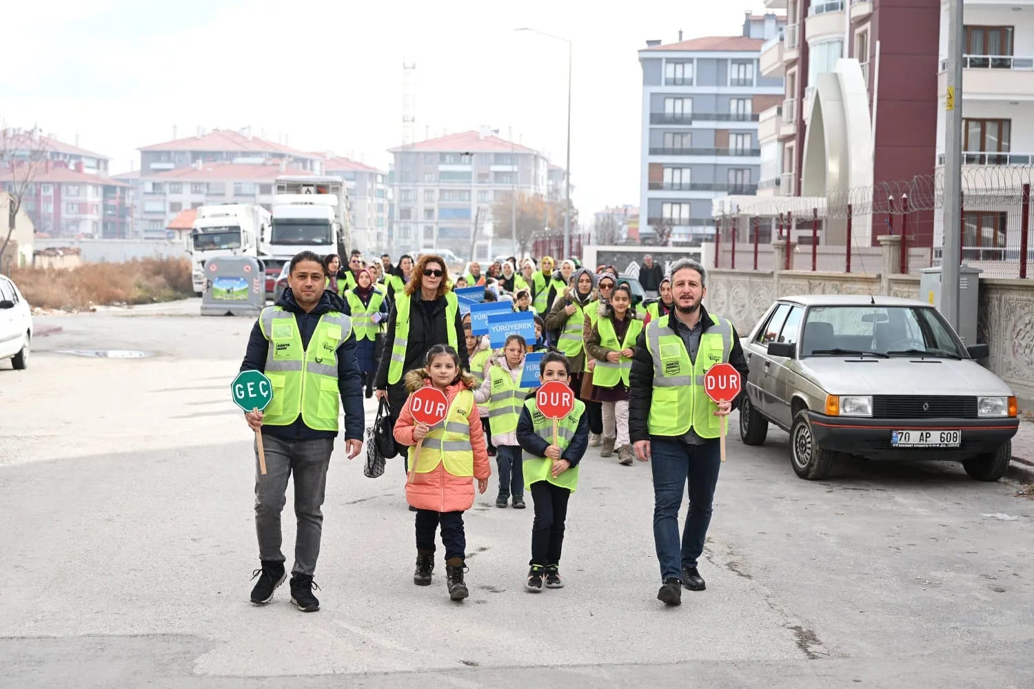 Konya Büyükşehir’in “Yayabüs” projesiyle öğrenciler okula güvenle gidiyor