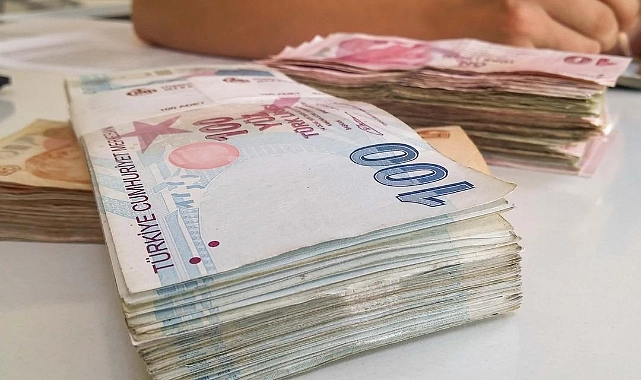 Bankalar Hesap Bakım Ücreti Almaya Başladı! Uygulama, müşterilerin tepkisine yol açtı.