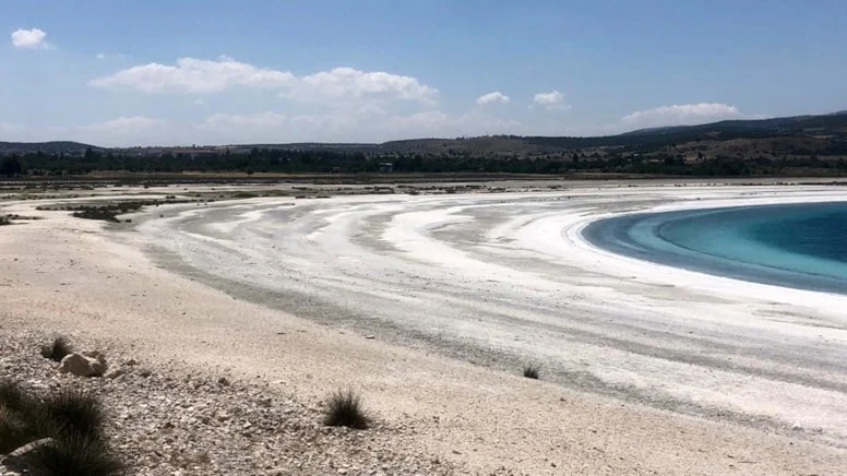 Salda’da korkutan görüntü: ‘Çökmeler, obruklar olabilir’