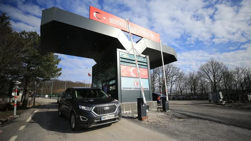 Dereköy Sınır Kapısı’nı geçen yıl 680 bin 89 yolcu kullandı