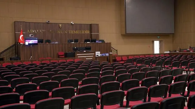 Yemek ücreti ödemek istemediği için bursu düşürülen öğrenciye para iadesi kararı