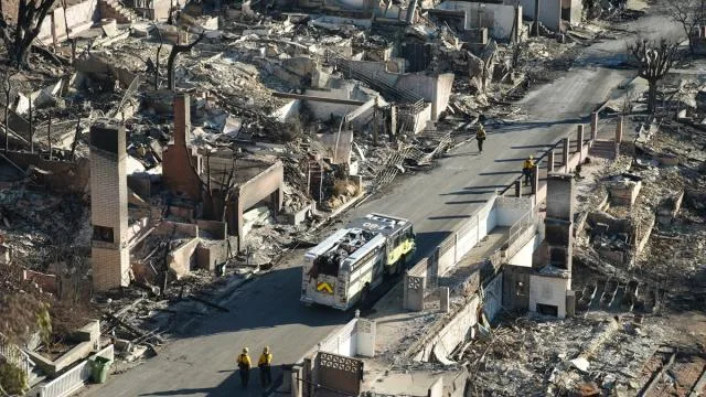 ABD’de Los Angeles yangınları nedeniyle oluşan zararın nasıl karşılanacağı tartışılıyor
