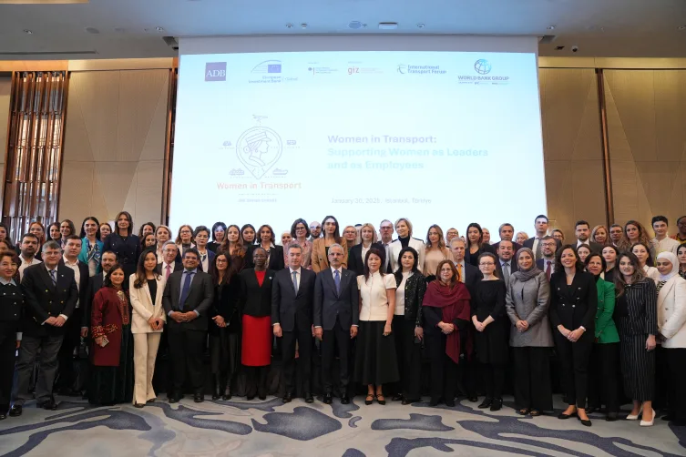 Abdulkadir Uraloğlu: Ulaşım alanında kadınlara eşit fırsatlar sunacağız