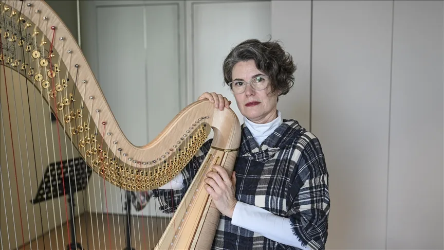 Sanatçı Şirin Pancaroğlu, Türk arpını dünyaya tanıtıyor