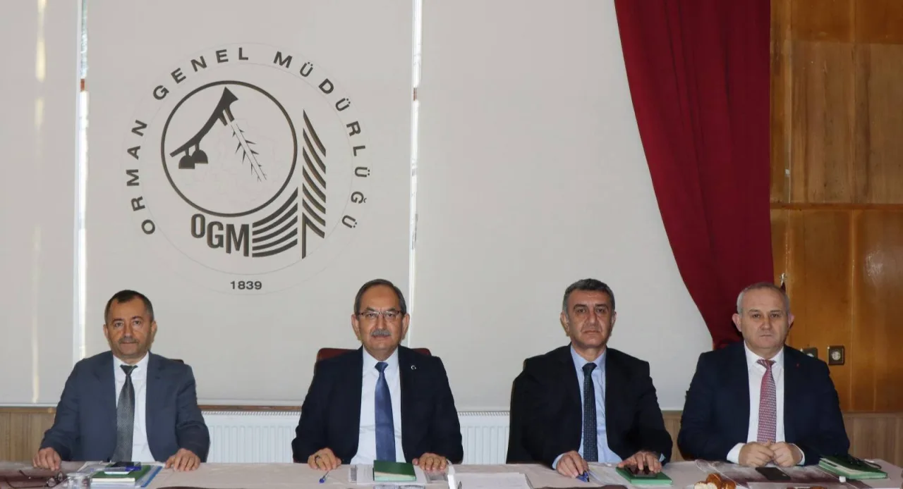    Konya Orman Fidanlık Müdürlüğünde 2024 Yılı Değerlendirme ve 2025 Yılı Hedefleri Toplantısı Yapıldı