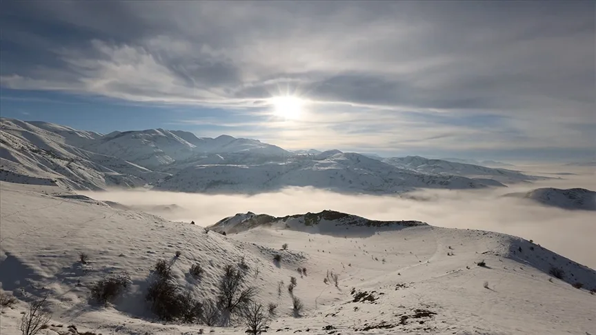 Erzurum’da sis bulutları “time lapse” tekniğiyle görüntülendi