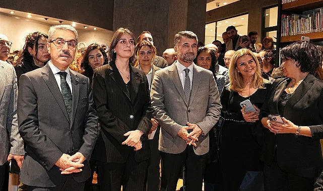 Muhammet Mağ’ın Onion-Nun “N Böldü” Çağdaş Hat Sergisi Üsküdar’da Açıldı