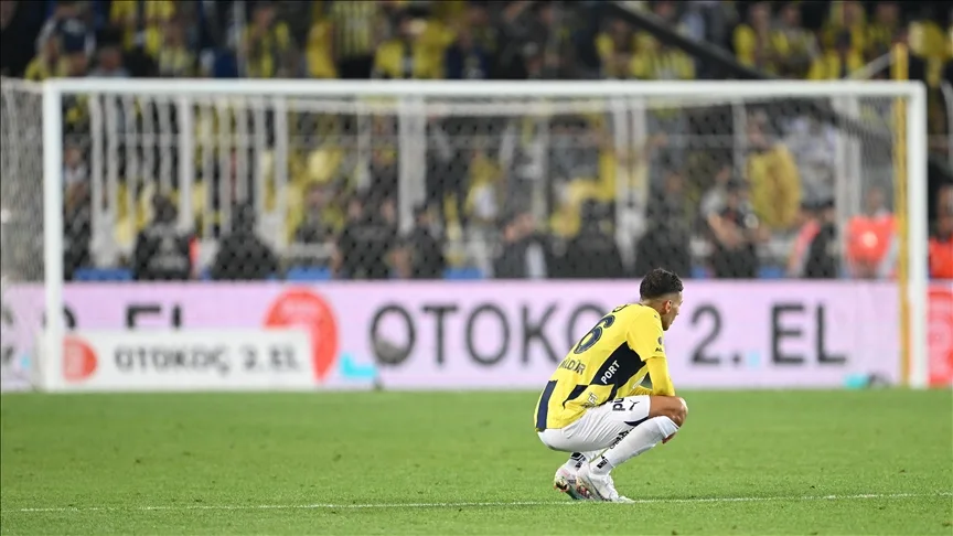 Fenerbahçe, futbolda 2024’ü kupasız geçti