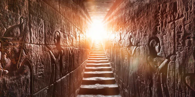 Arkeologlar Bir Uçurumun Kalbinde Gizli Antik Bir Tapınak Buldular