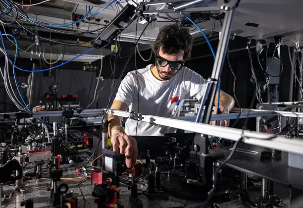 Kuantum fiziği keşfi: Işık hem uzayda hem de zamanda yolculuk ediyor