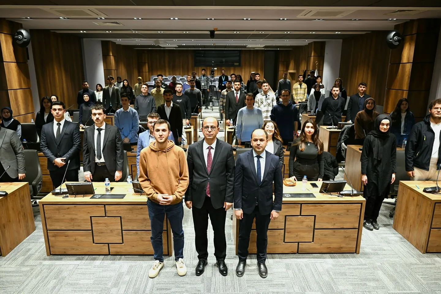 YEŞİLYURT GENÇ MECLİS İLK TOPLANTISINI GERÇEKLEŞTİRDİ