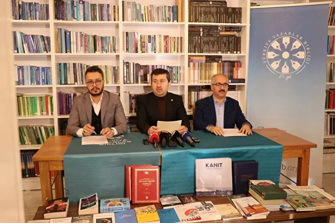 TYB’nin “2024 Yılı Yazar, Fikir Adamı ve Sanatçıları Ödülleri”ni kazananlar açıklandı