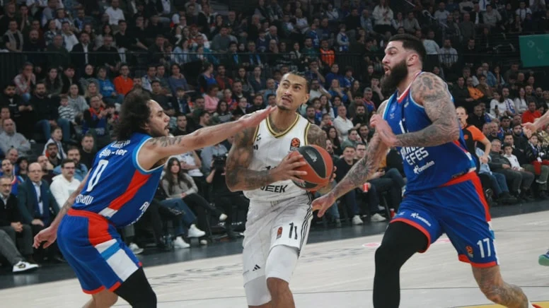 Anadolu Efes LDLC ASVEL karşısında son çeyrekte yıkıldı