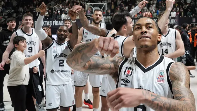 Beşiktaş, Anadolu Efes’i geriden gelerek devirdi