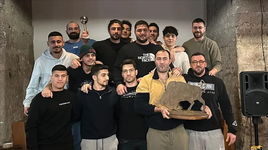 Ege Üniversitesi Sualtı Ragbisi Takımı, Avusturya’daki turnuvada şampiyon oldu