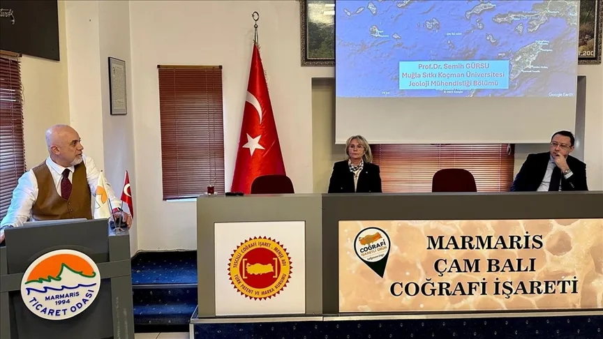 Prof. Dr. Gürsu, Ege Denizi’ndeki sismik aktivitenin tsunami etkisinin Marmaris’te önemli olmayacağını söyledi