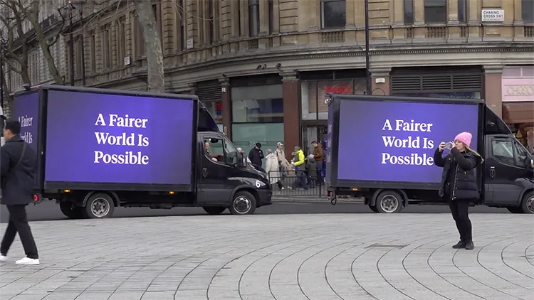 Londra sokaklarında “Daha Adil Bir Dünya Mümkün” mesajı verildi