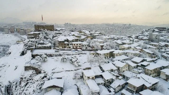 Sibirya soğukları geri dönüyor: İstanbul ve Ankara’da kar bekleniyor