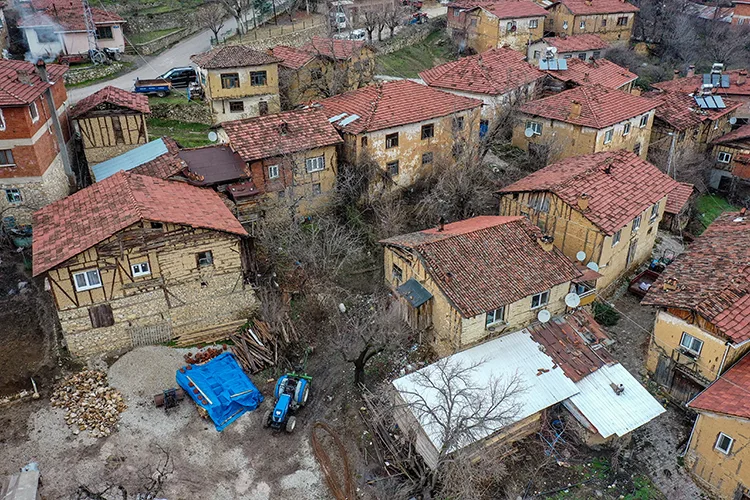 Osmanlı mirası Gelemiç Mahallesi 7 asırlık mimari dokusunu koruyor