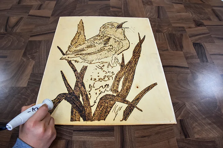 Vanlı öğrenciler ahşabı yakarak sanata dönüştürüyor