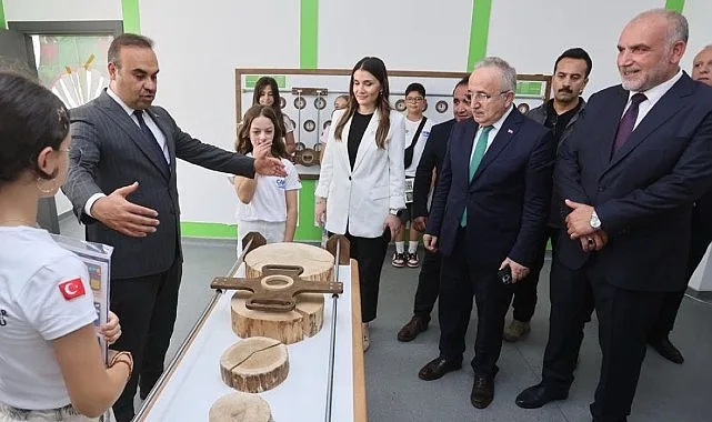 Canik’e Bir Ödül de Bakan Kacır’dan