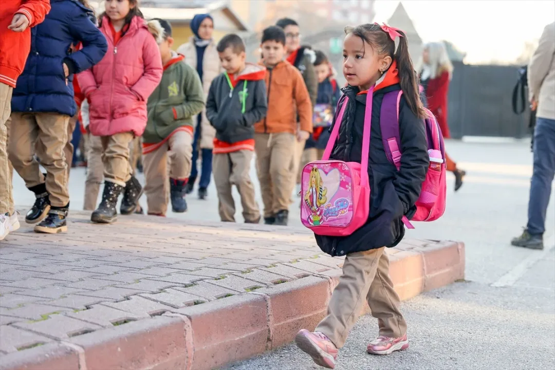 Okullarda ikinci dönem bugün başladı