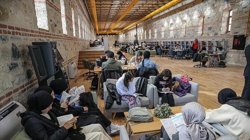 Rami Kütüphanesi’nde “Velhasıl Sanat Konuşmaları”, 7 Şubat’ta başlayacak