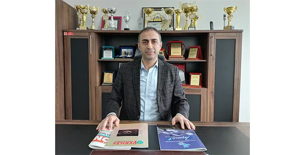 Karanlığa Küfretmektense Bir Mum Yak!